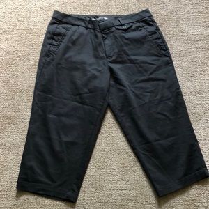 Black dockers capris
